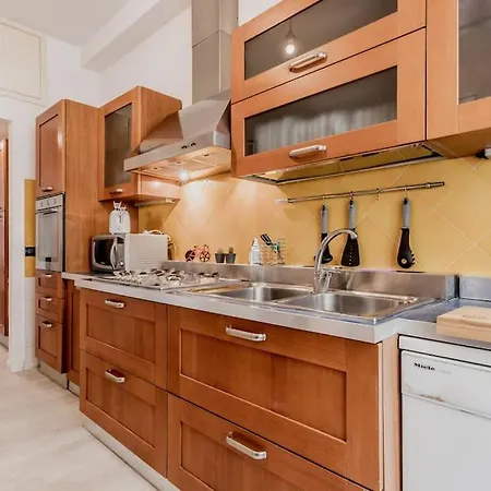 Casa Del Borgo Elegant Apartment 200 M From The Vatican 8/Pax Exterior photo